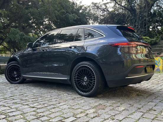 MERCEDES-BENZ-EQC 400-AMG LINE 4MATIC ELÉTRICO MERCEDES-BENZ-EQC 400-2022