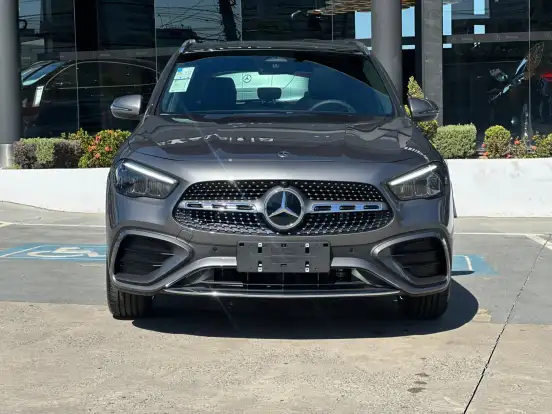 MERCEDES-BENZ-GLA 200-2026