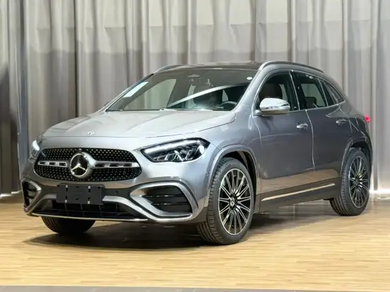 MERCEDES-BENZ-GLA 200-2026