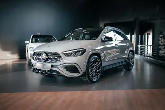 MERCEDES-BENZ-GLA 200-2026