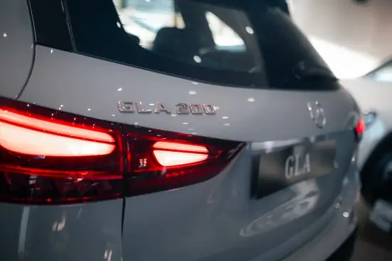 MERCEDES-BENZ-GLA 200-2026