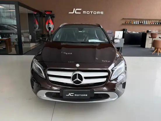 MERCEDES-BENZ-GLA 200-1.6 CGI VISION 16V TURBO FLEX 4P AUTOMÁTICO MERCEDES-BENZ-GLA 200-2015