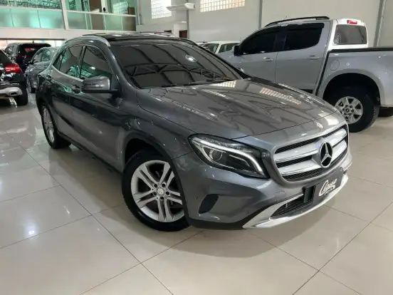 MERCEDES-BENZ-GLA 200-1.6 CGI VISION 16V TURBO GASOLINA 4P AUTOMÁTICO MERCEDES-BENZ-GLA 200-2014
