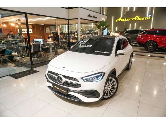 MERCEDES-BENZ-GLA 200-2022