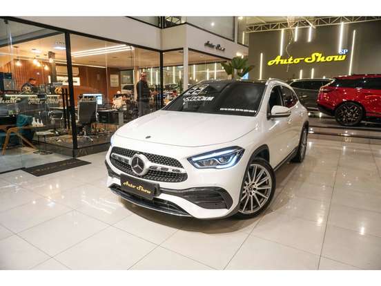 MERCEDES-BENZ-GLA 200-2022