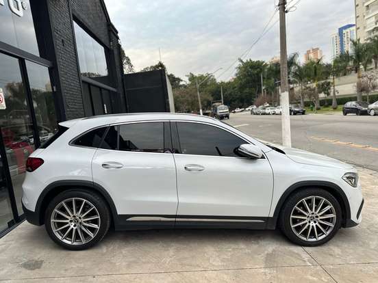 MERCEDES-BENZ-GLA 200-1.3 GCI GASOLINA AMG LINE 7G-DCT MERCEDES-BENZ-GLA 200-2022