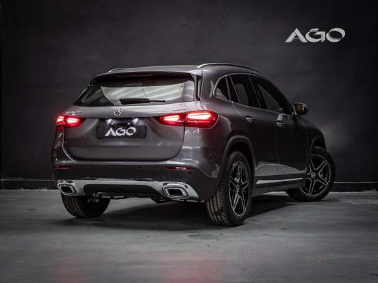 MERCEDES-BENZ-GLA 200-2026