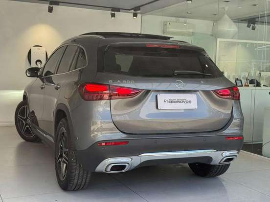 MERCEDES-BENZ-GLA 200-2025