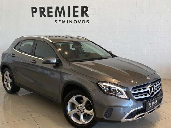 MERCEDES-BENZ-GLA 200-2018
