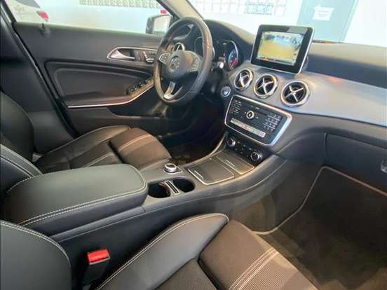 MERCEDES-BENZ-GLA 200-1.6 CGI FLEX ADVANCE 7G-DCT MERCEDES-BENZ-GLA 200-2018