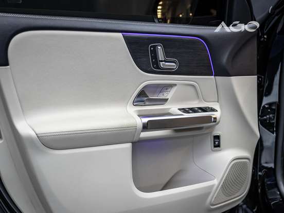 MERCEDES-BENZ-GLB 200-2021