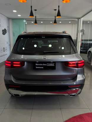 MERCEDES-BENZ-GLB 200-2023