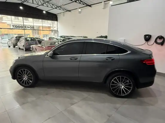 MERCEDES-BENZ-GLC 250-2016