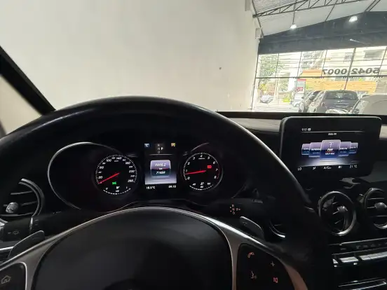 MERCEDES-BENZ-GLC 250-2016