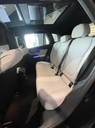 MERCEDES-BENZ-GLC 300-2025