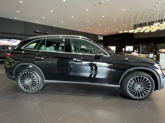MERCEDES-BENZ-GLC 300-2.0 MHEV AMG LINE 4MATIC 9G-TRONIC MERCEDES-BENZ-GLC 300-2025