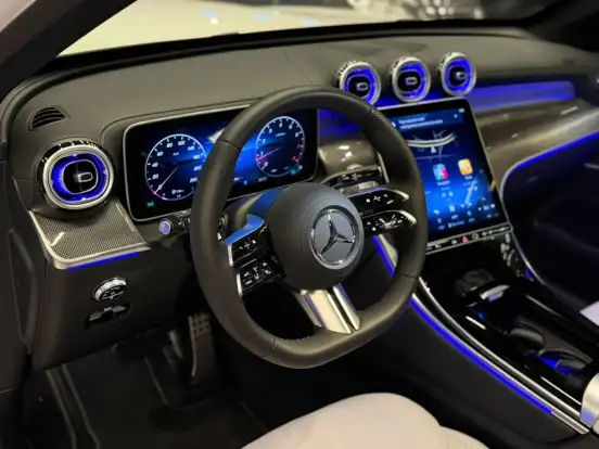 MERCEDES-BENZ-GLC 300-2025