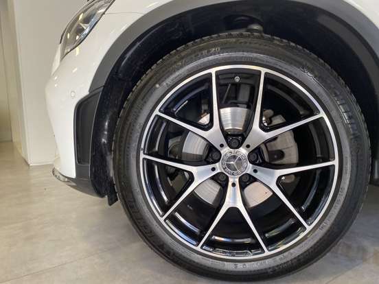 MERCEDES-BENZ-GLC 300-2022