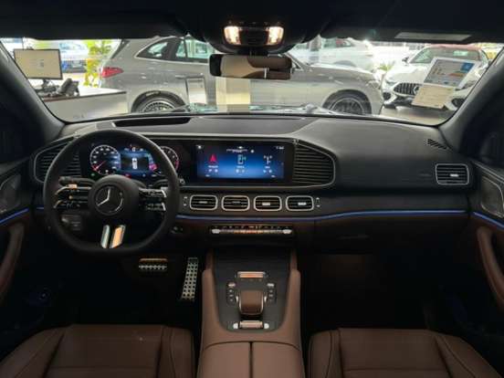 MERCEDES-BENZ-GLS 450-2025