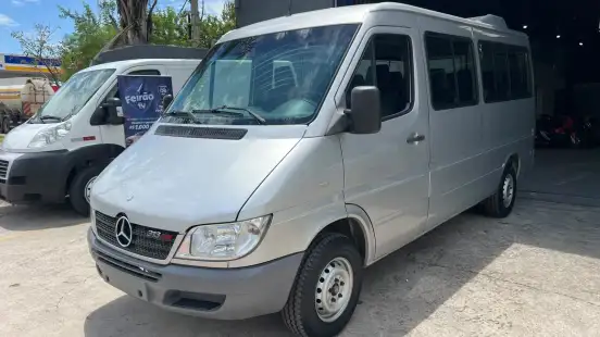 MERCEDES-BENZ-SPRINTER-2011