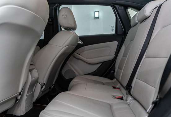 MERCEDES-BENZ-B 200-2015