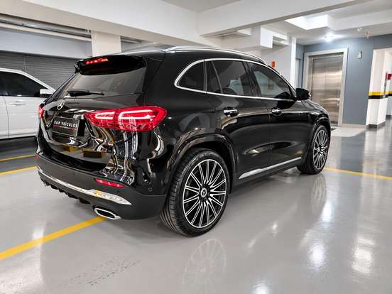 MERCEDES-BENZ-GLA 200-1.3 MHEV AMG LINE 7G-DCT MERCEDES-BENZ-GLA 200-2025