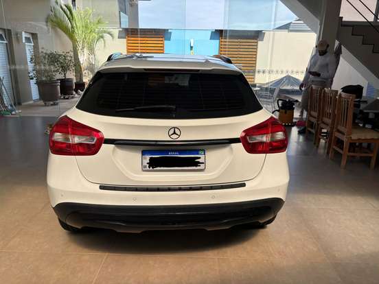 MERCEDES-BENZ-GLA 200-1.6 CGI STYLE 16V TURBO FLEX 4P AUTOMÁTICO MERCEDES-BENZ-GLA 200-2015