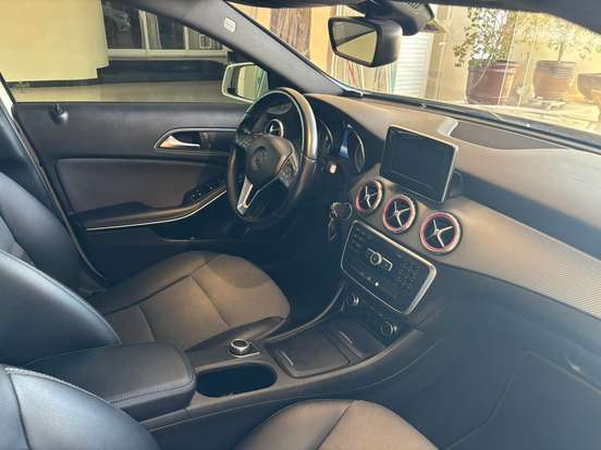 MERCEDES-BENZ-GLA 200-1.6 CGI STYLE 16V TURBO FLEX 4P AUTOMÁTICO MERCEDES-BENZ-GLA 200-2015
