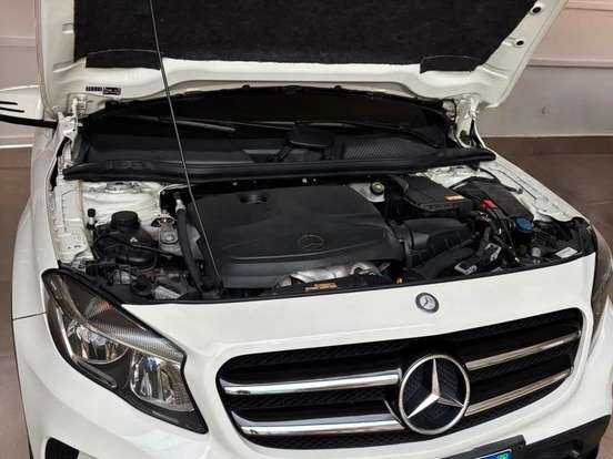 MERCEDES-BENZ-GLA 200-1.6 CGI STYLE 16V TURBO FLEX 4P AUTOMÁTICO MERCEDES-BENZ-GLA 200-2015