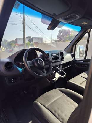 MERCEDES-BENZ-SPRINTER-2020
