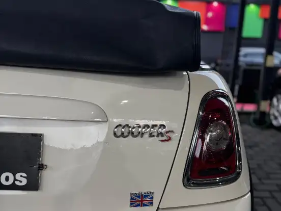 MINI-COOPER-1.6 JOHN COOPER WORKS CABRIO 16V GASOLINA 2P AUTOMÁTICO MINI-COOPER-2010