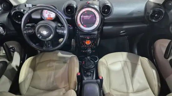 MINI-COOPER-2010