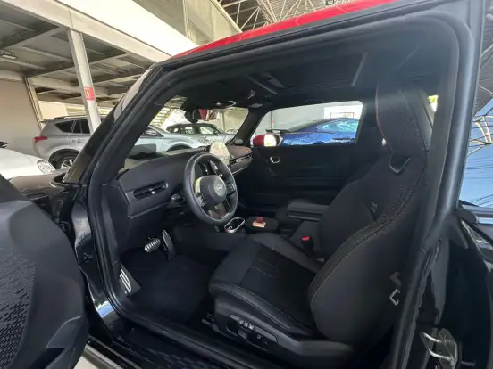 MINI-COOPER-2025