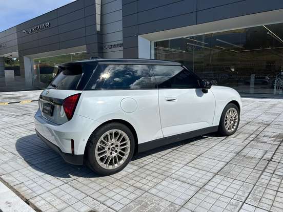 MINI-COOPER-SE TOP 2P ELÉTRICO MINI-COOPER-2024