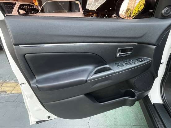 MITSUBISHI-ASX-2.0 4X2 16V GASOLINA 4P AUTOMÁTICO MITSUBISHI-ASX-2012