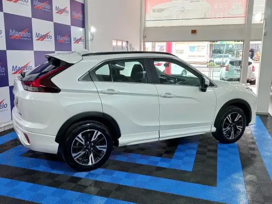 MITSUBISHI-ECLIPSE CROSS-1.5 MIVEC TURBO GASOLINA HPE CVT MITSUBISHI-ECLIPSE CROSS-2023