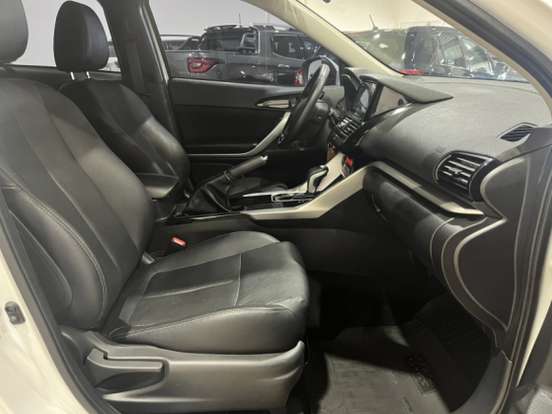 MITSUBISHI-ECLIPSE CROSS-1.5 MIVEC TURBO GASOLINA GLS CVT MITSUBISHI-ECLIPSE CROSS-2022