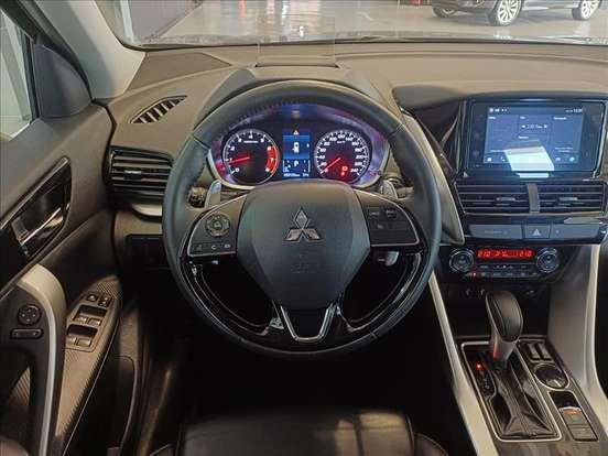 MITSUBISHI-ECLIPSE CROSS-2024