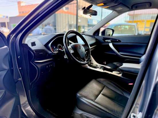 MITSUBISHI-ECLIPSE CROSS-1.5 MIVEC TURBO GASOLINA HPE CVT MITSUBISHI-ECLIPSE CROSS-2022