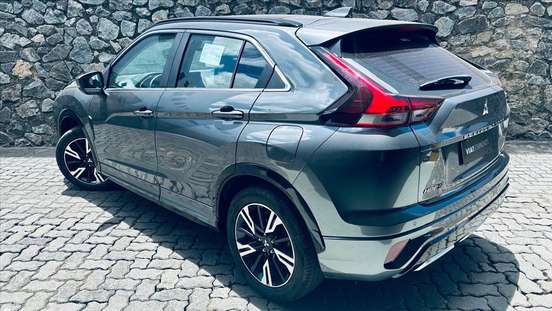 MITSUBISHI-ECLIPSE CROSS-2024