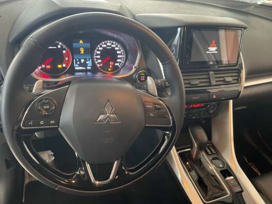 MITSUBISHI-ECLIPSE CROSS-1.5 MIVEC TURBO GASOLINA HPE CVT MITSUBISHI-ECLIPSE CROSS-2023