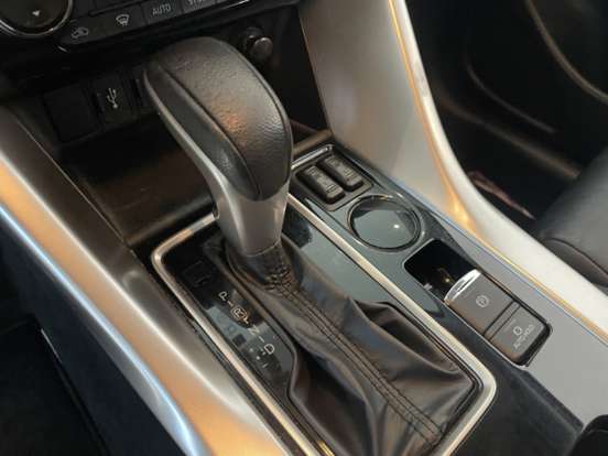 MITSUBISHI-ECLIPSE CROSS-2023