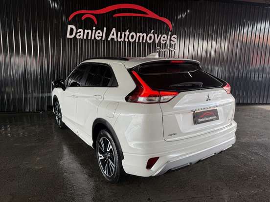MITSUBISHI-ECLIPSE CROSS-1.5 MIVEC TURBO GASOLINA HPE CVT MITSUBISHI-ECLIPSE CROSS-2024