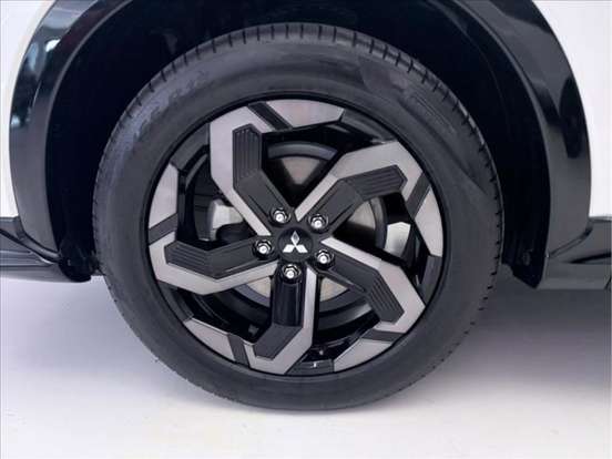 MITSUBISHI-ECLIPSE CROSS-1.5 MIVEC TURBO GASOLINA HPE-S BLACK S-AWC CVT MITSUBISHI-ECLIPSE CROSS-2025