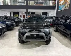 MITSUBISHI L200 OUTDOOR 3.2 4X4 CD 16V TURBO INTERCOOLER DIESEL 4P AUTOMÁTICO MITSUBISHI L200 OUTDOOR 3.2 4X4 CD 16V TURBO INTERCOOLER DIESEL 4P AUTOMÁTICO