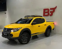 MITSUBISHI L200 TRITON 2.4 16V TURBO DIESEL SAVANA GLS CD 4X4 AUTOMÁTICO MITSUBISHI L200 TRITON 2.4 16V TURBO DIESEL SAVANA GLS CD 4X4 AUTOMÁTICO