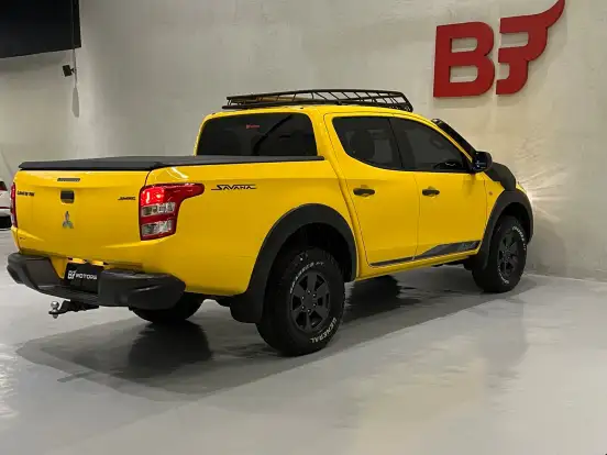 MITSUBISHI-L200 TRITON-2.4 16V TURBO DIESEL SAVANA GLS CD 4X4 AUTOMÁTICO MITSUBISHI-L200 TRITON-2022
