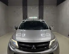 MITSUBISHI L200 TRITON 2.4 16V TURBO DIESEL SPORT HPE-S CD 4P 4X4 AUTOMÁTICO MITSUBISHI L200 TRITON 2.4 16V TURBO DIESEL SPORT HPE-S CD 4P 4X4 AUTOMÁTICO