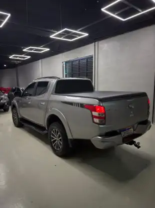 MITSUBISHI-L200 TRITON-2019