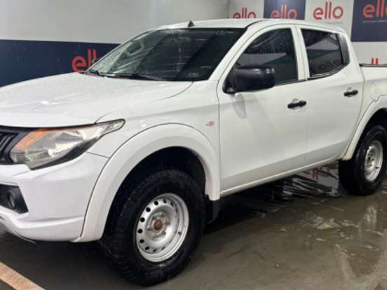 MITSUBISHI-L200 TRITON-2.4 16V TURBO DIESEL GL CD 4X4 MANUAL MITSUBISHI-L200 TRITON-2022